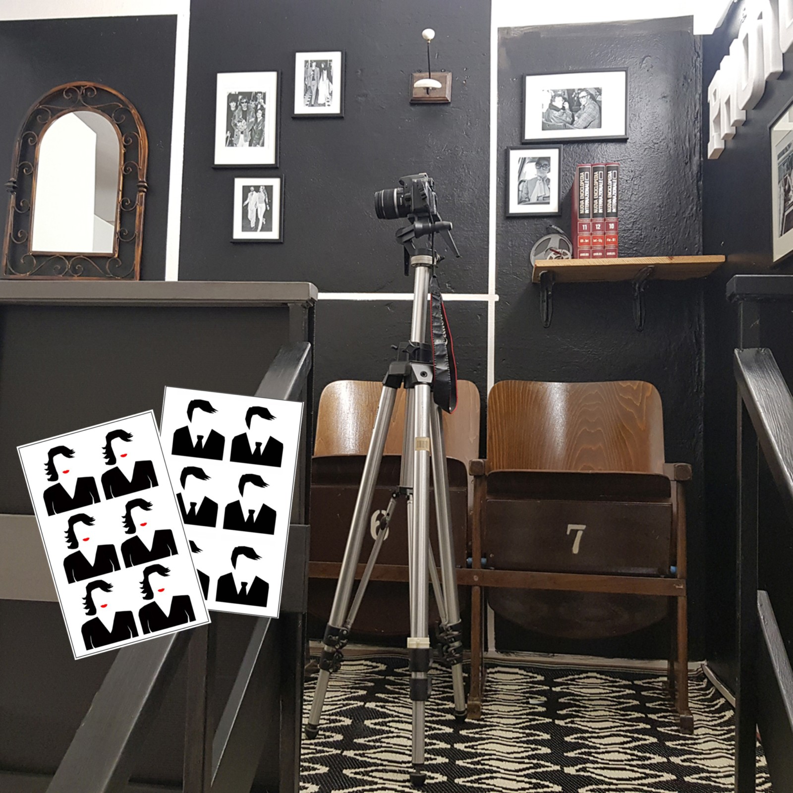 FOTOTESSERE PER DOCUMENTI a Bologna centro storico quadrilatero: PHOTO+OPTICAL (CALABRESE FOTOTTICA)